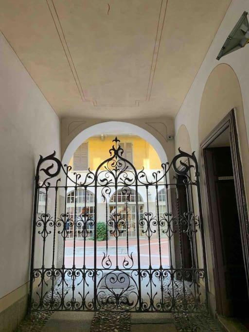 La Casa Alle Colonne - Navigliapartments Милано Екстериор снимка